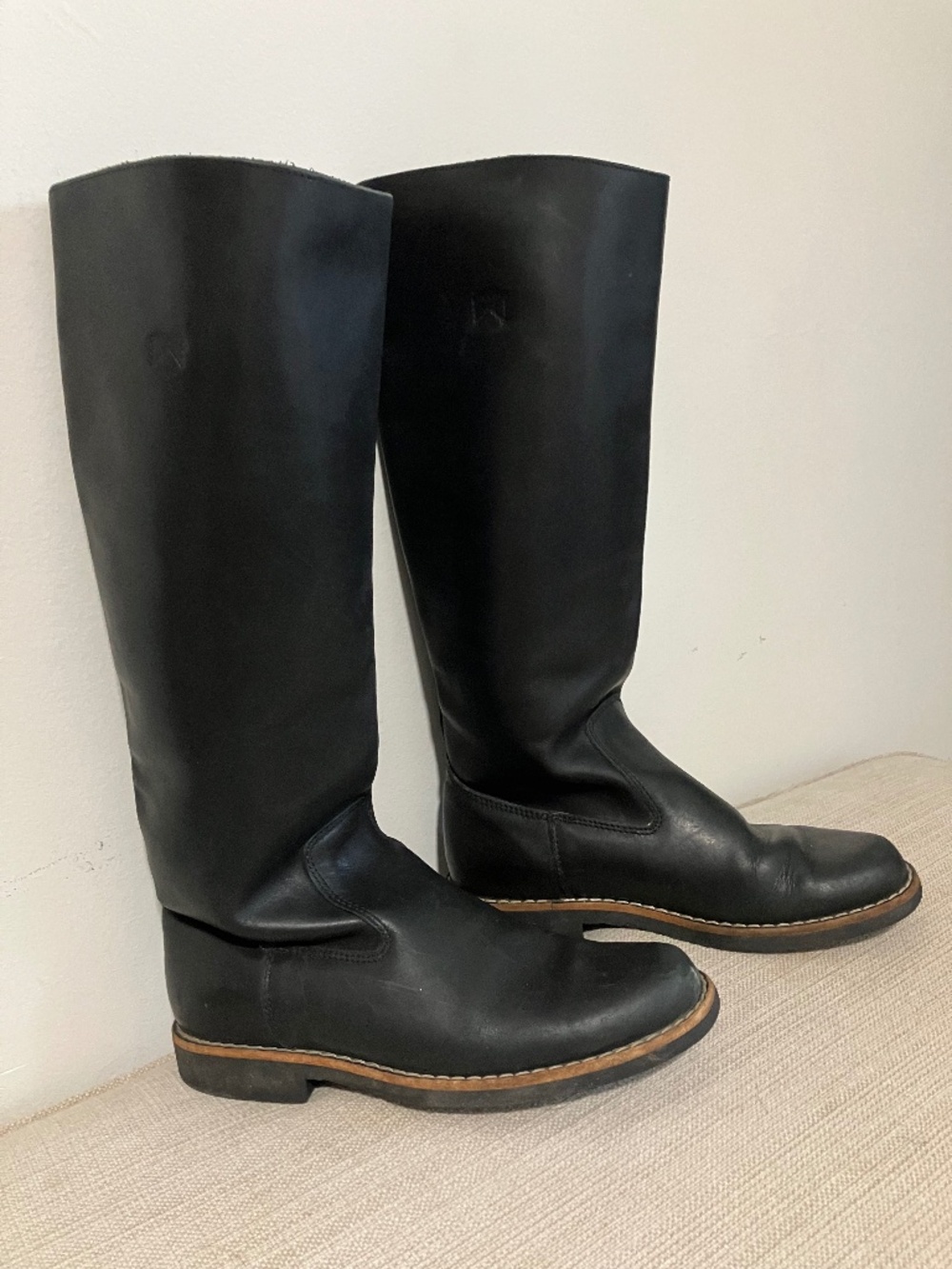 ROOTS Tall Black Leather Boots - Black